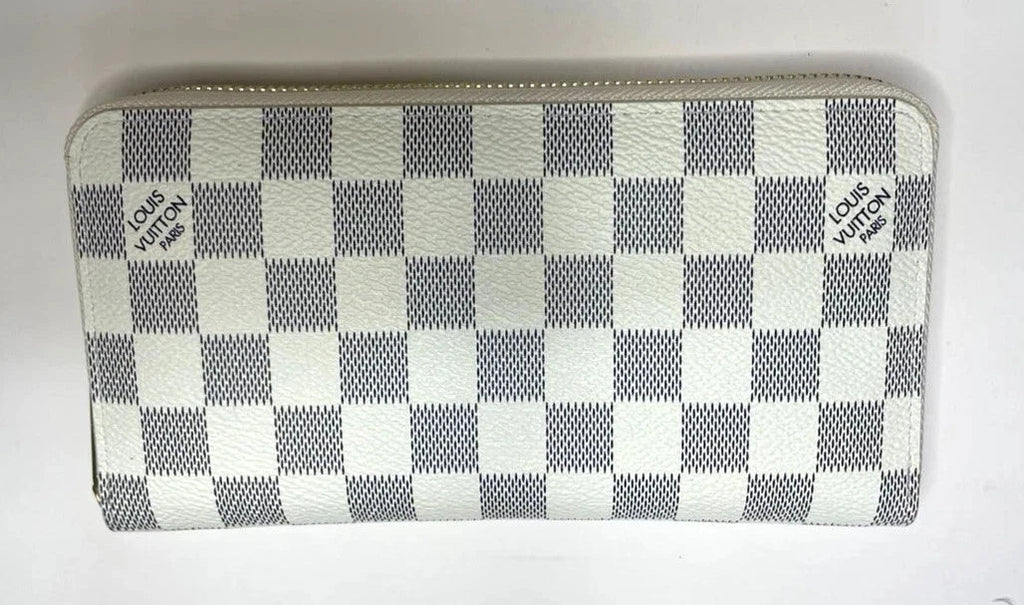 Women's Louis Vuitton Damier Azur Zippy Long Wallet